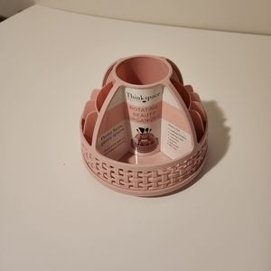 Rotating Beauty organizer